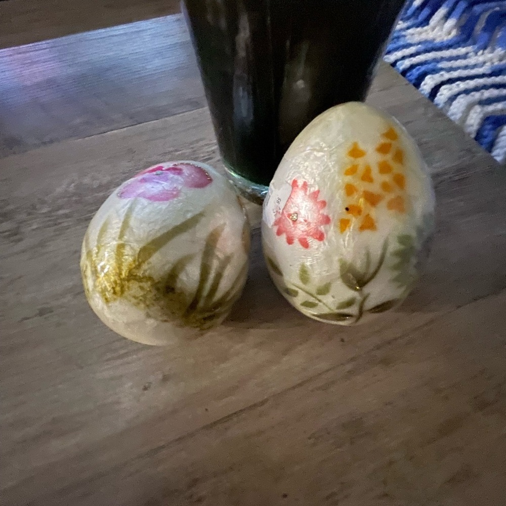 Vintage pair of Handpainted Floral decoupage Easter/Spring decorative Eggs
